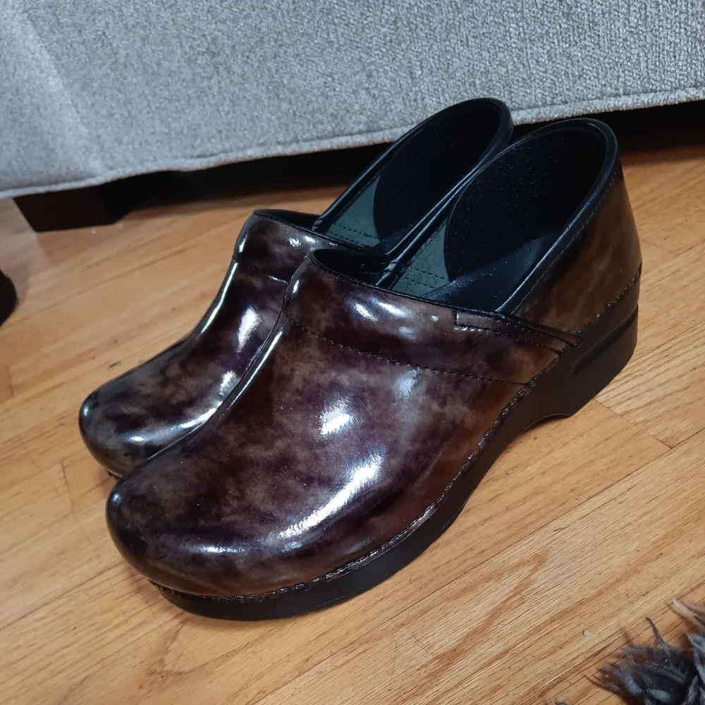 Dansko Sanita Professional Clogs - Picture 1 of 3